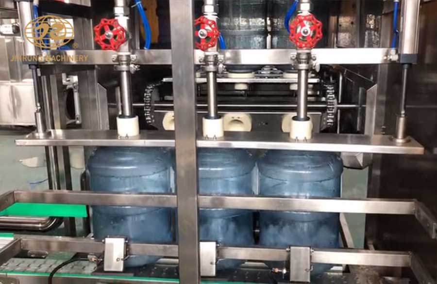 全自動(dòng)桶裝水灌裝機